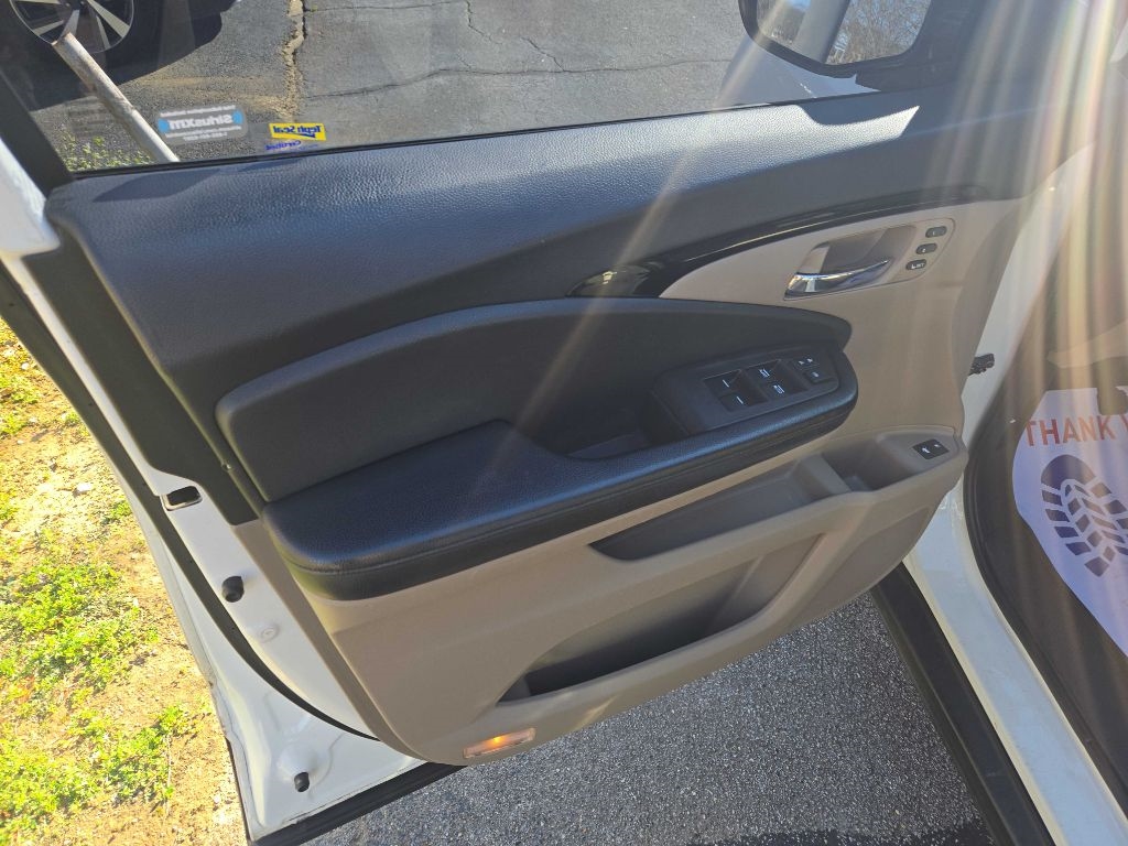 Honda Pilot Touring 2WD 2017