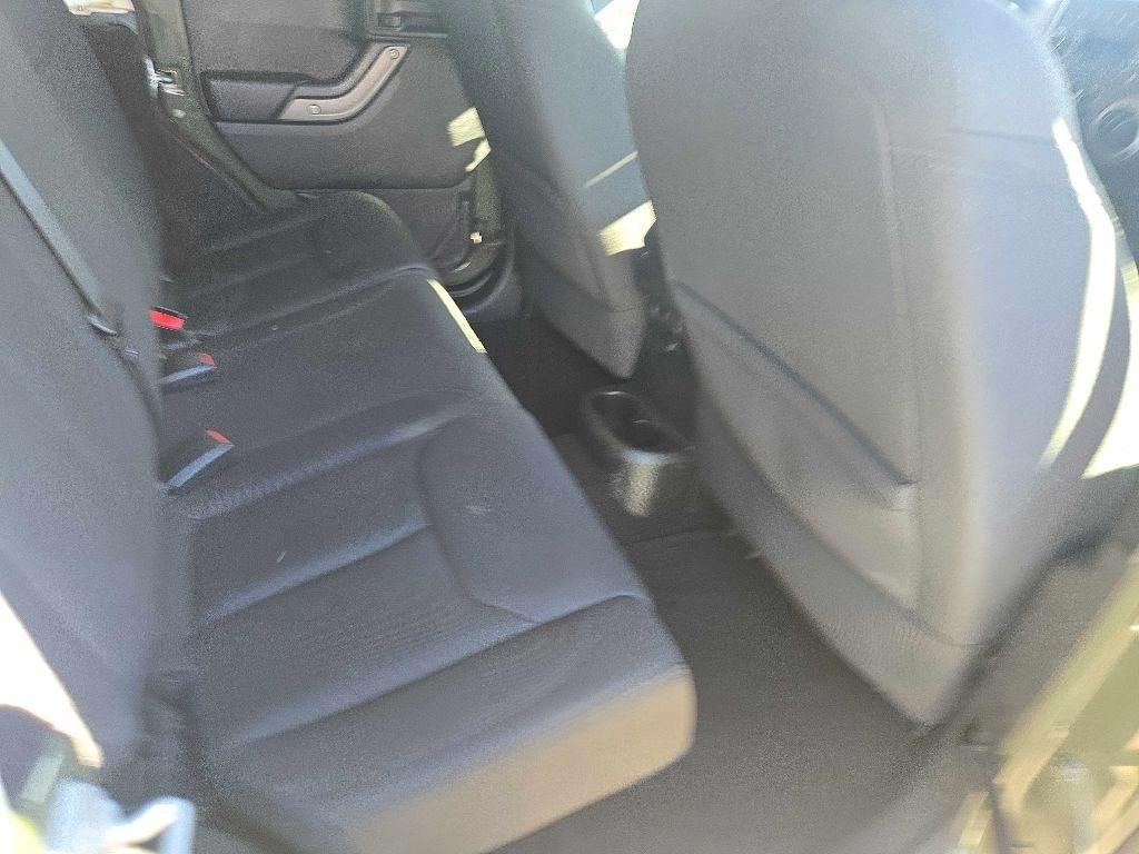 Jeep Wrangler Unlimited Sport 4WD 2015