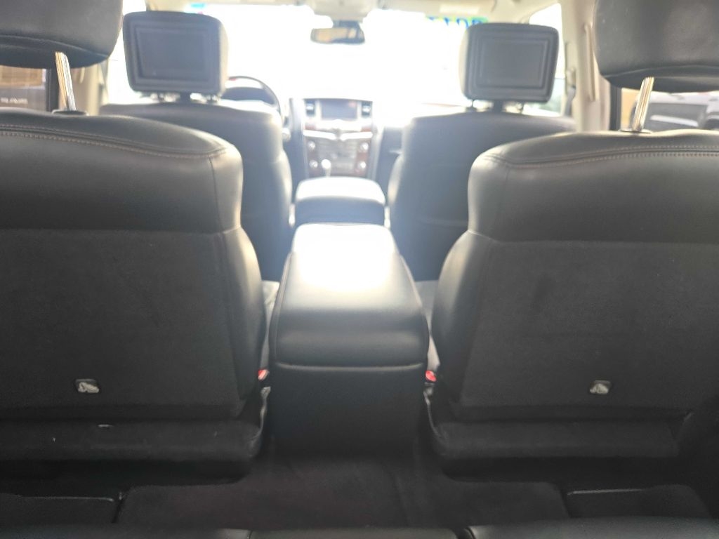 Nissan Armada Platinum 2WD 2017