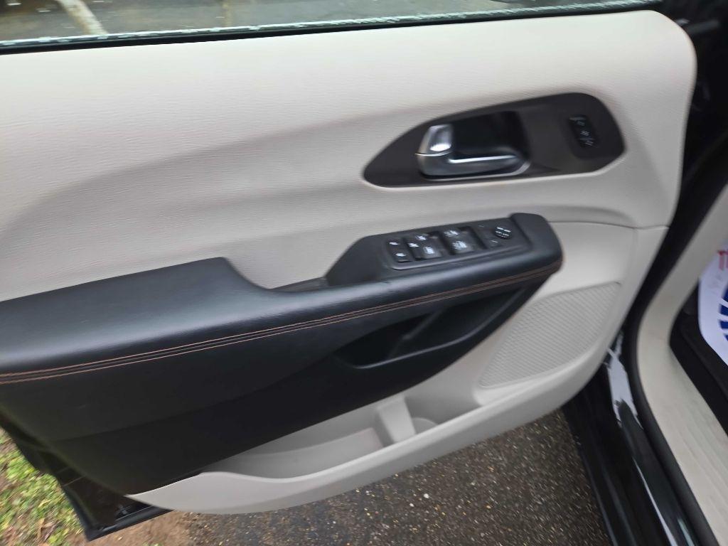 Chrysler Pacifica Touring-L 2020