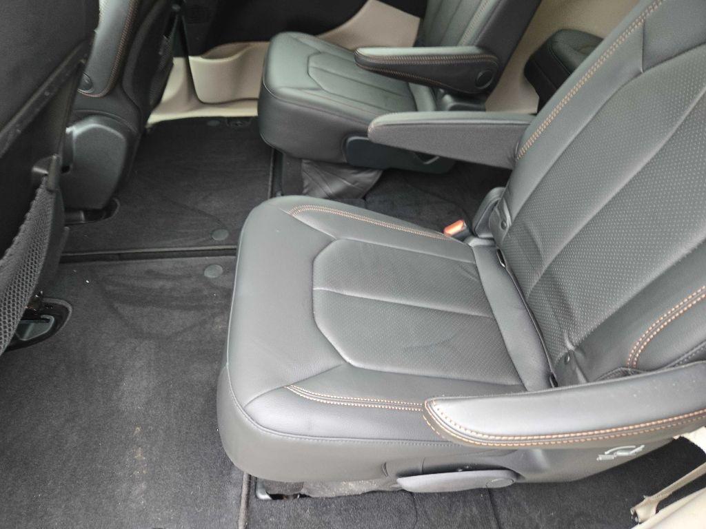 Chrysler Pacifica Touring-L 2020