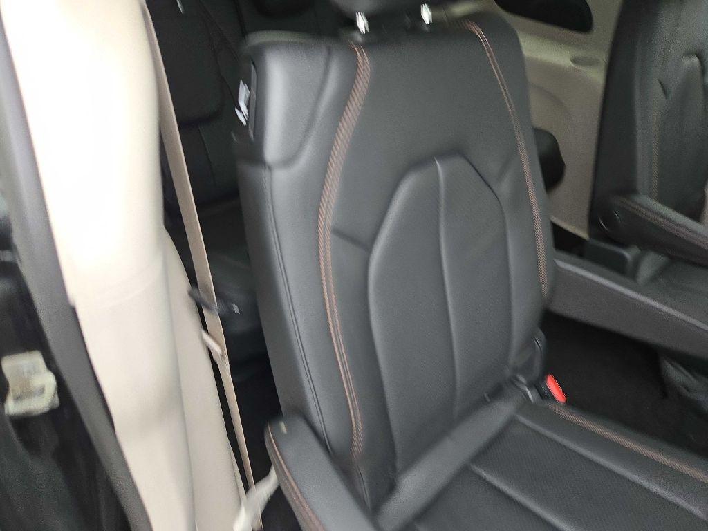 Chrysler Pacifica Touring-L 2020