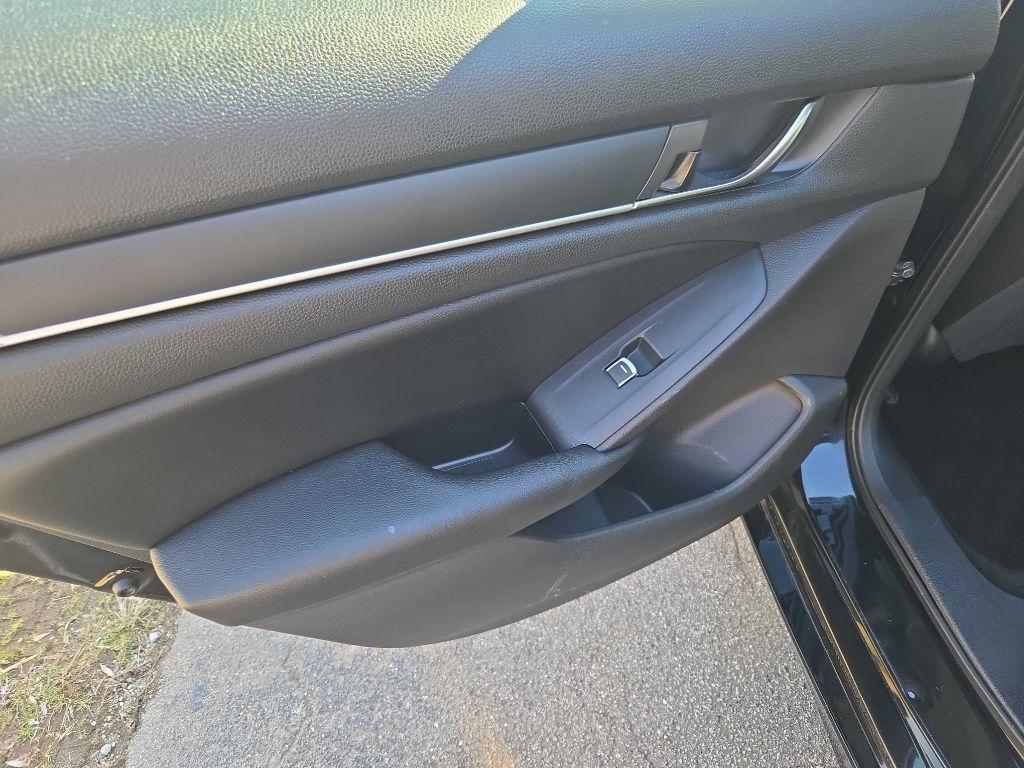 Honda Accord LX CVT 2018