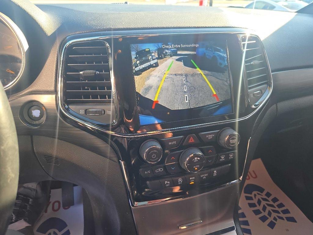 Jeep Grand Cherokee Laredo 2WD 2019