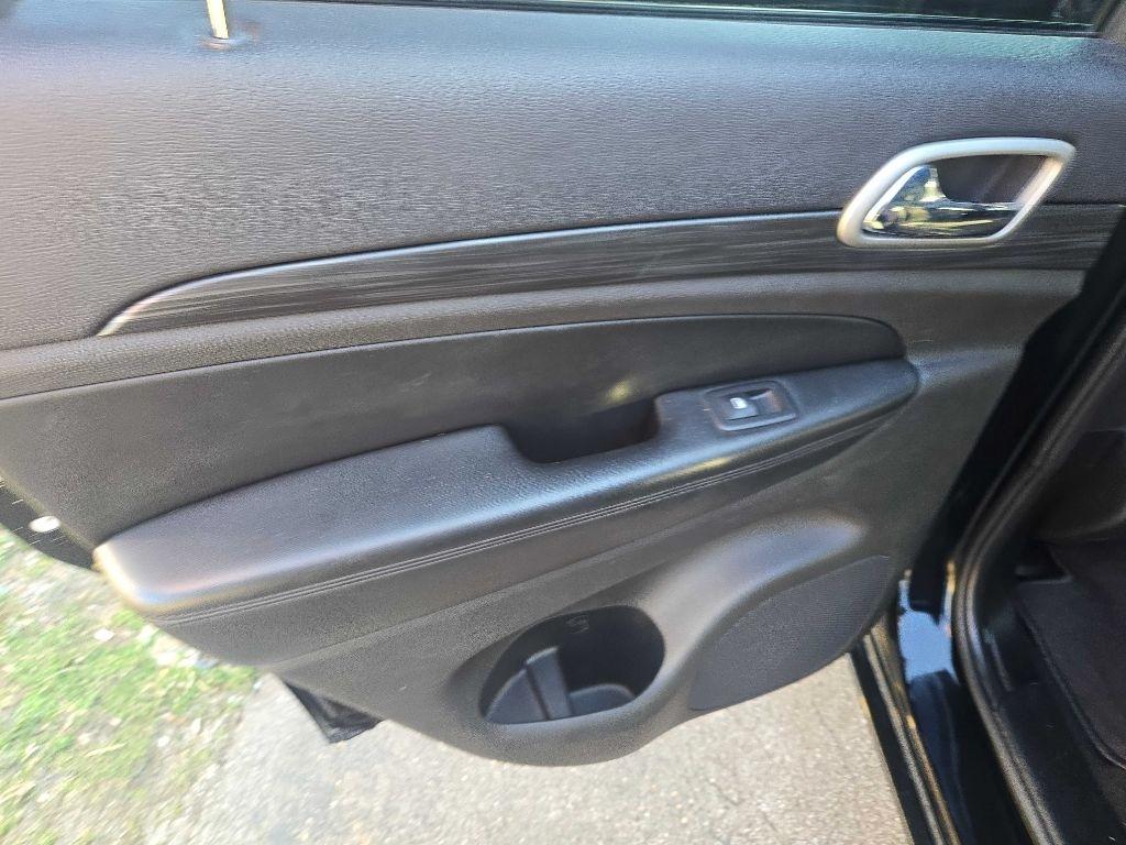 Jeep Grand Cherokee Laredo 2WD 2019