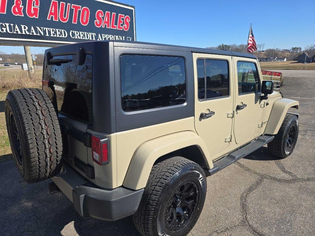 2017 Jeep Wrangler Unlimited Sahara 4WD