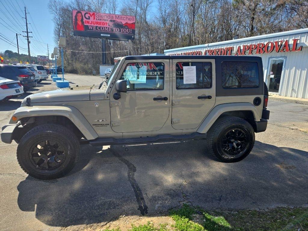 Jeep Wrangler Unlimited Sahara 4WD 2017