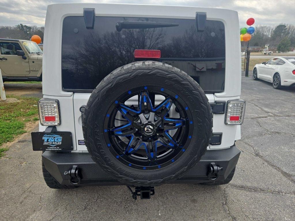 Jeep Wrangler Unlimited Sahara 4WD 2015