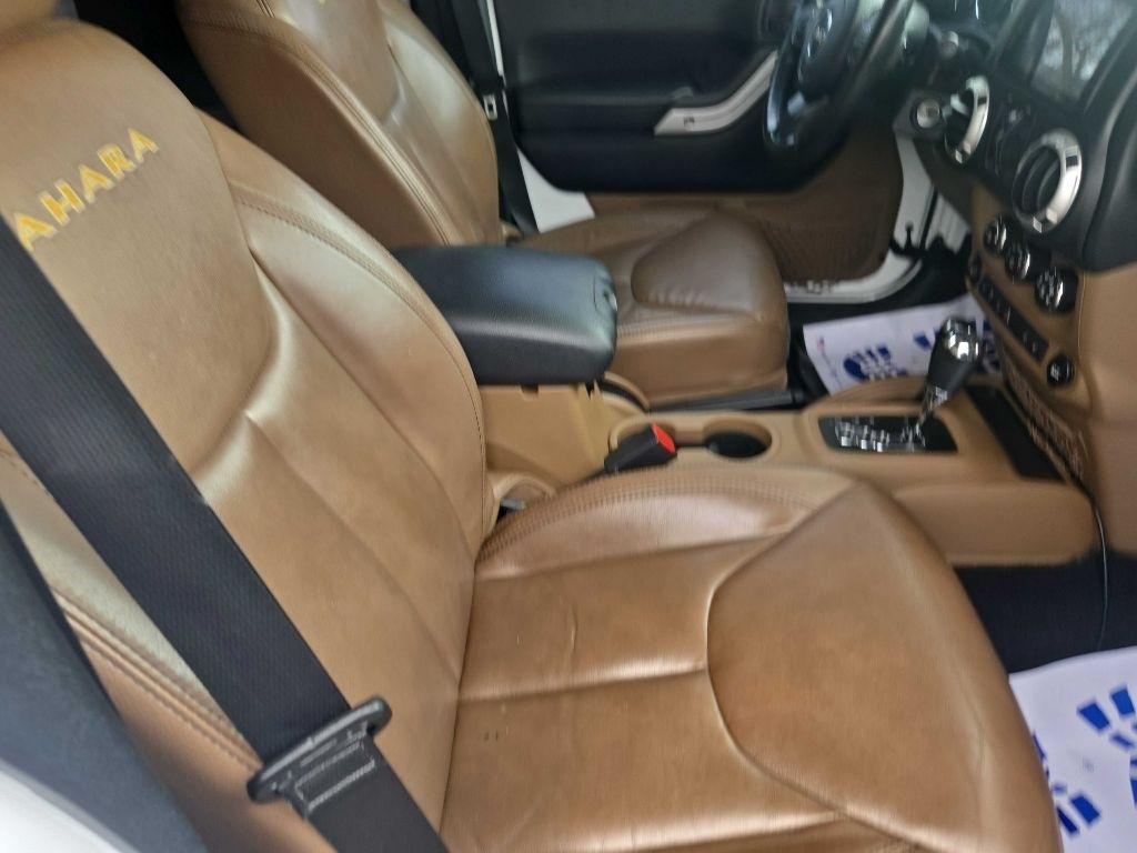 Jeep Wrangler Unlimited Sahara 4WD 2015