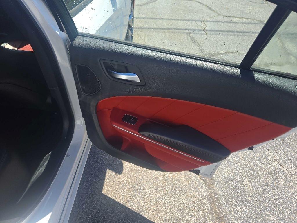 Dodge Charger SXT 2016