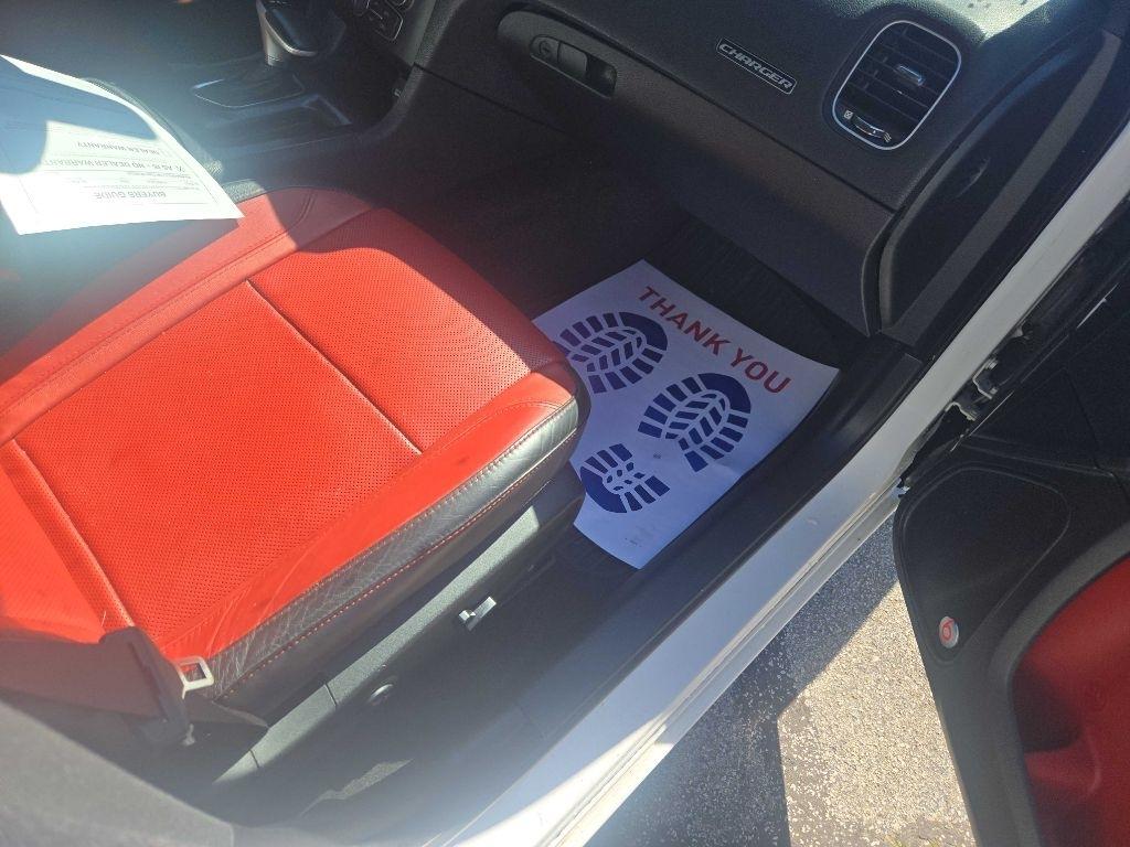 Dodge Charger SXT 2016