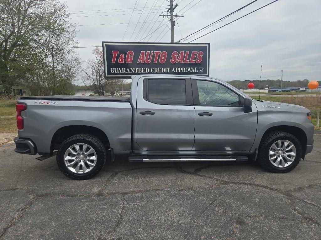 Chevrolet Silverado 1500 Custom Crew Cab 4WD 2023