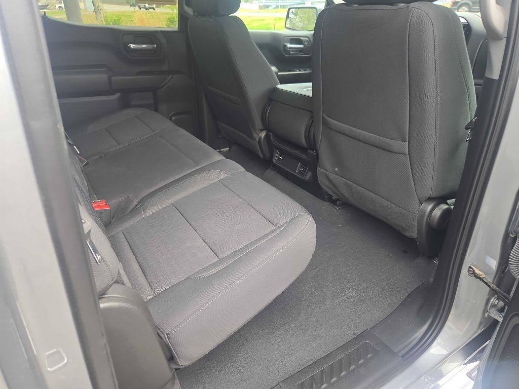 Chevrolet Silverado 1500 Custom Crew Cab 4WD 2023