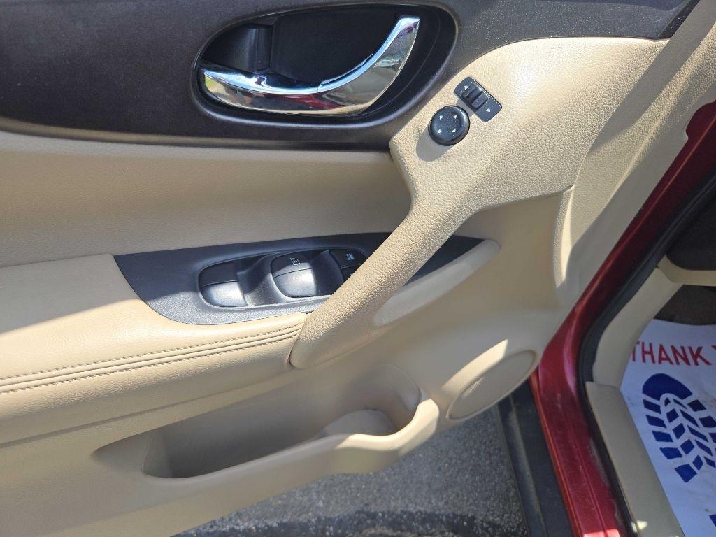 Nissan Rogue S 2WD 2015