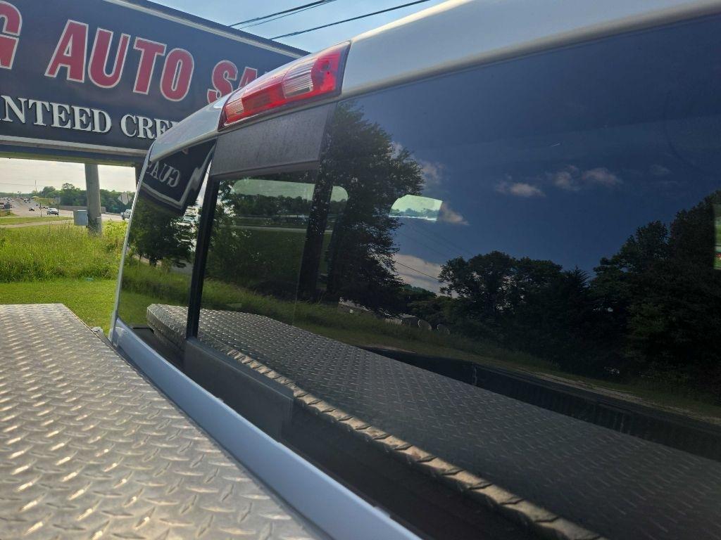 RAM 1500 SLT Quad Cab 4WD 2016