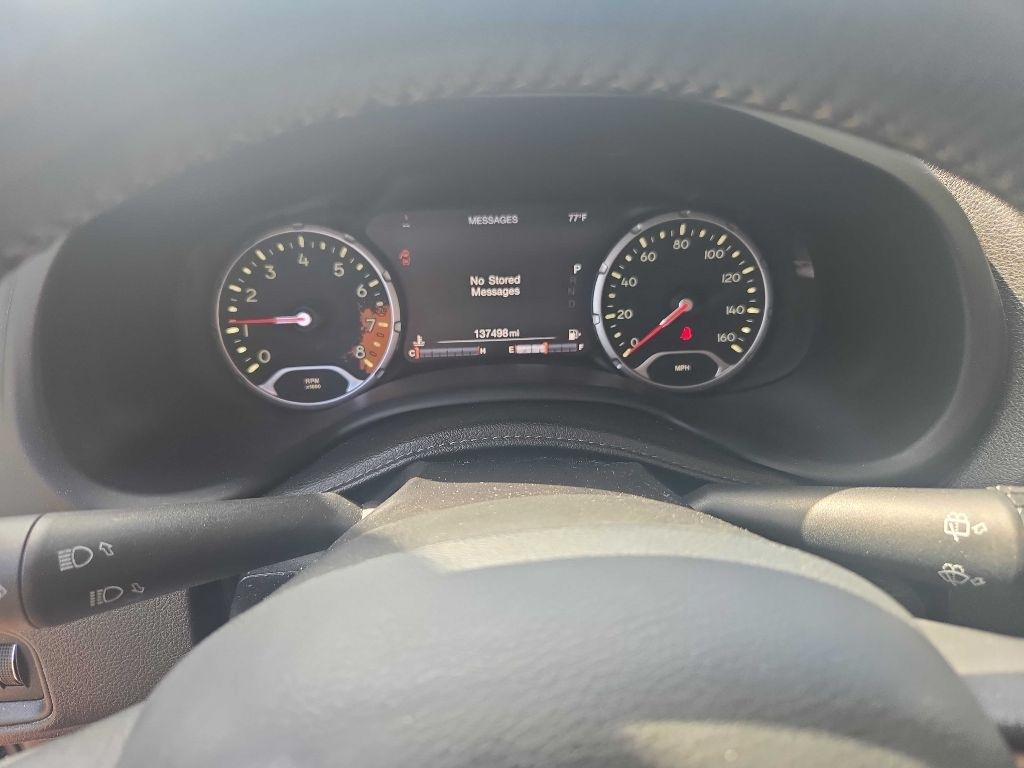 Jeep Renegade Limited FWD 2015