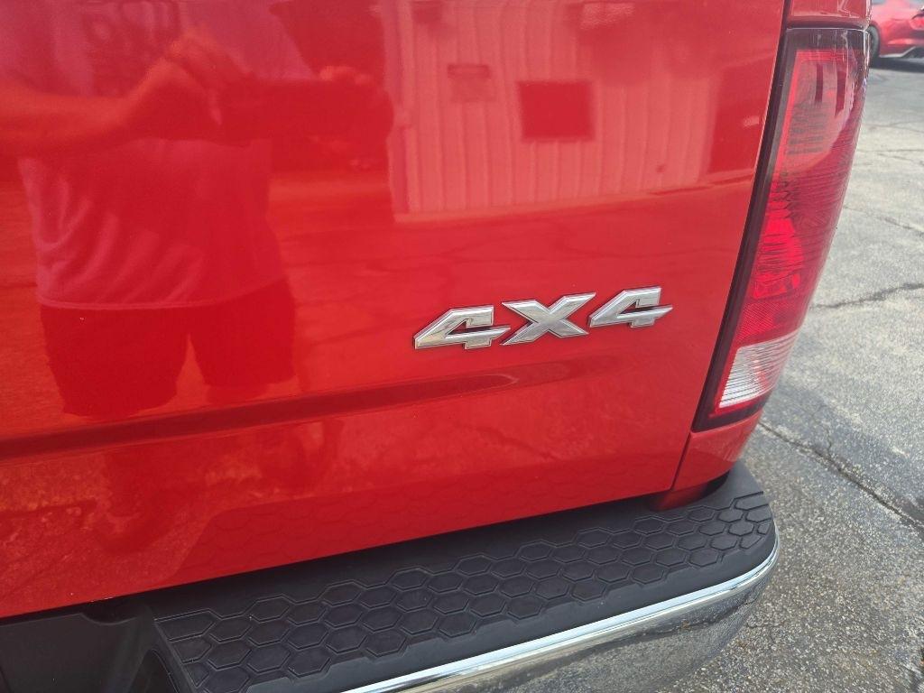 RAM 1500 Classic Tradesman Crew Cab LWB 4WD 2019