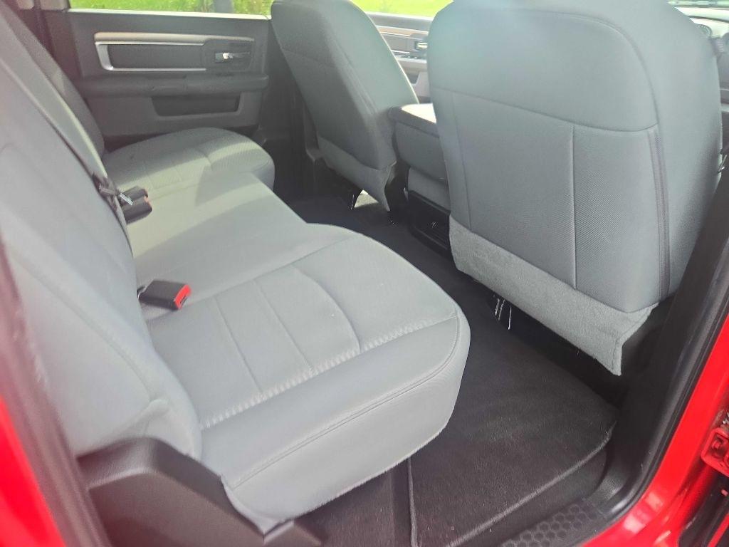 RAM 1500 Classic Tradesman Crew Cab LWB 4WD 2019