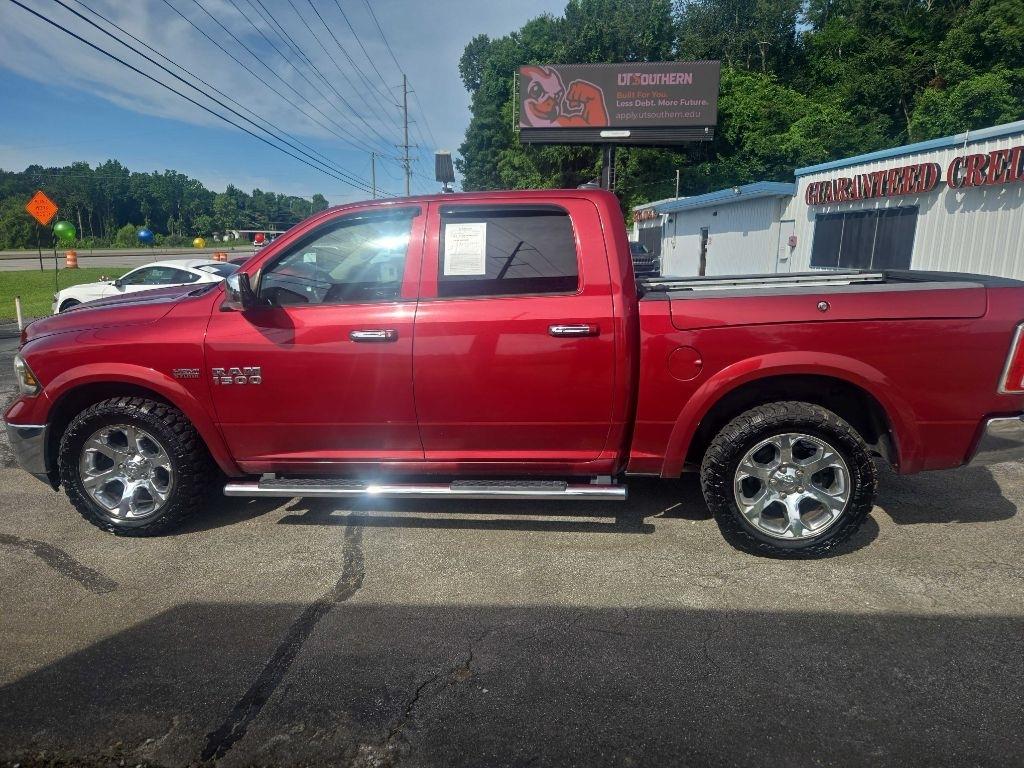 RAM 1500 Laramie Crew Cab SWB 4WD 2015