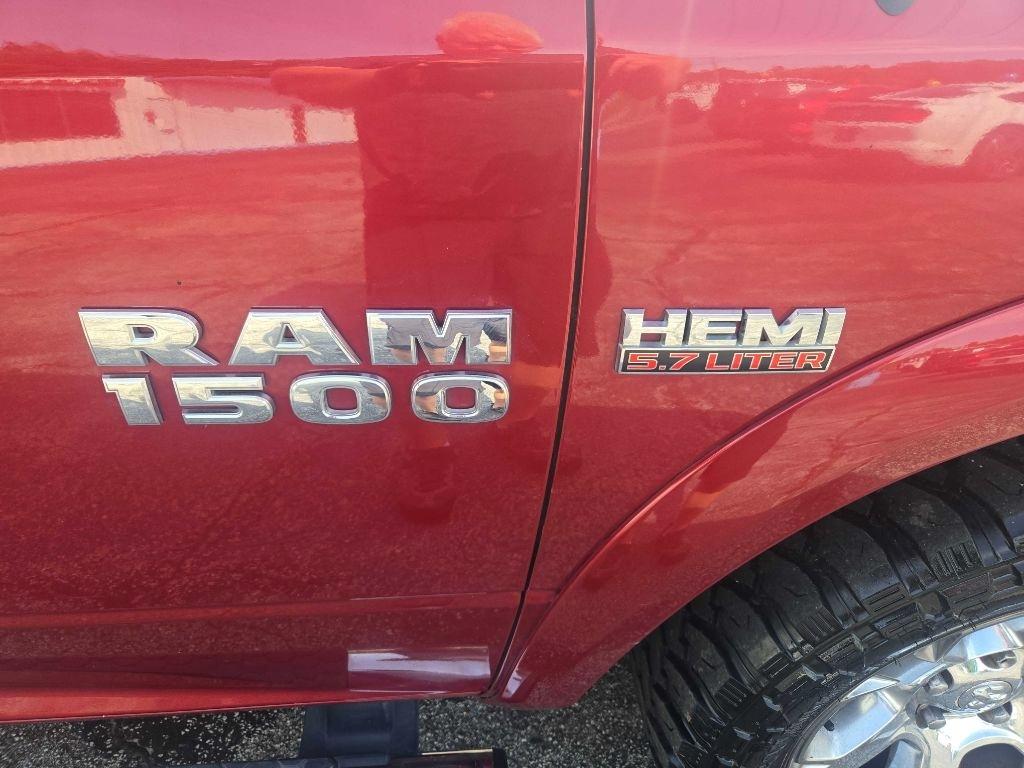 RAM 1500 Laramie Crew Cab SWB 4WD 2015
