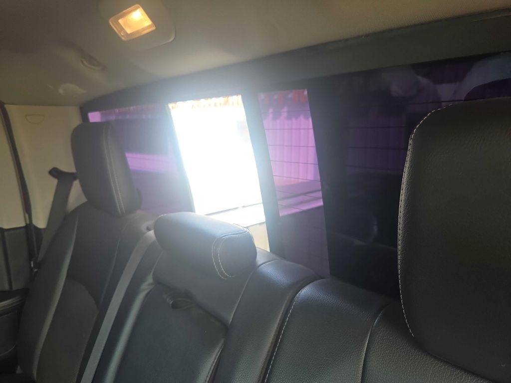 RAM 1500 Laramie Crew Cab SWB 4WD 2015
