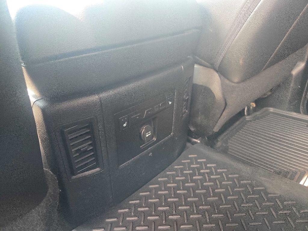 RAM 1500 Laramie Crew Cab SWB 4WD 2015