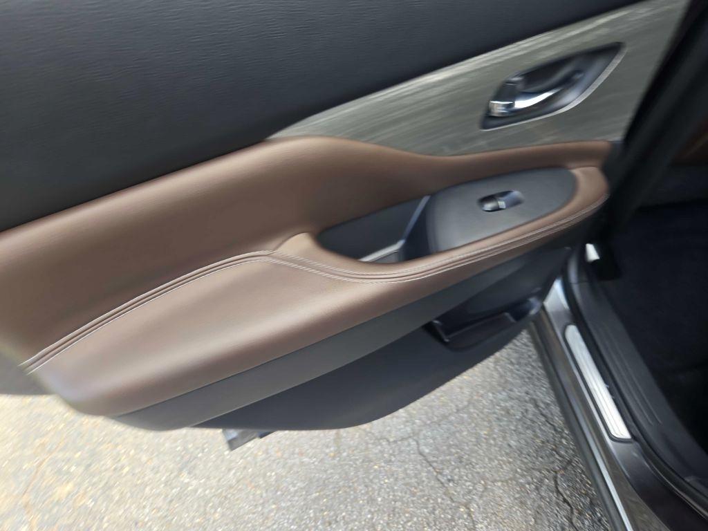 Nissan Murano Platinum FWD 2015