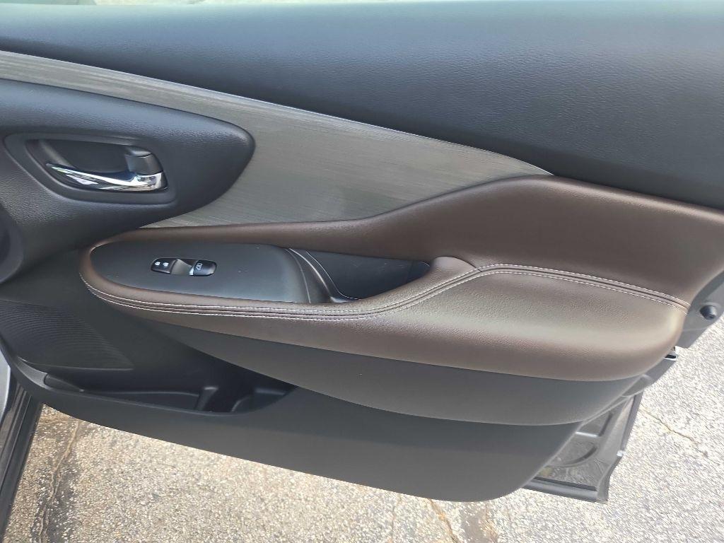 Nissan Murano Platinum FWD 2015