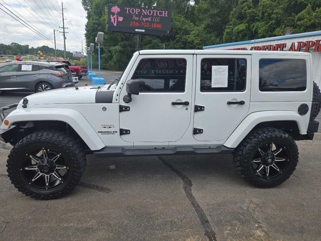 Jeep Wrangler Unlimited Sahara 4WD 2017