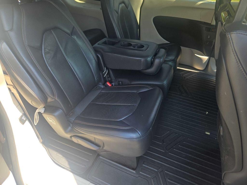 Chrysler Pacifica Touring-L Plus 2017