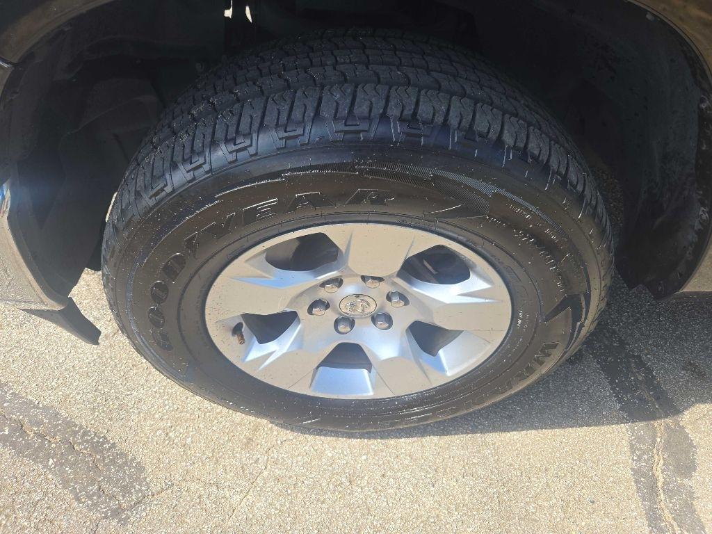 RAM 1500 Big Horn Quad Cab 4WD 2019