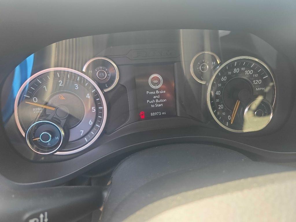 RAM 1500 Big Horn Quad Cab 4WD 2019