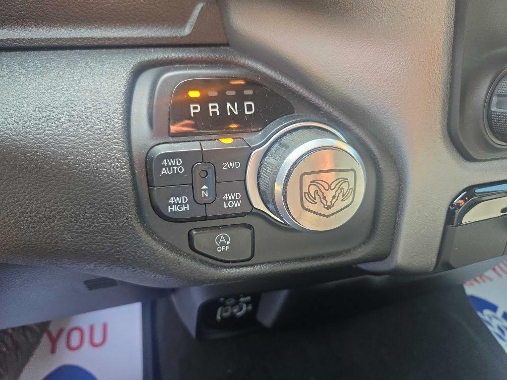 RAM 1500 Big Horn Quad Cab 4WD 2019