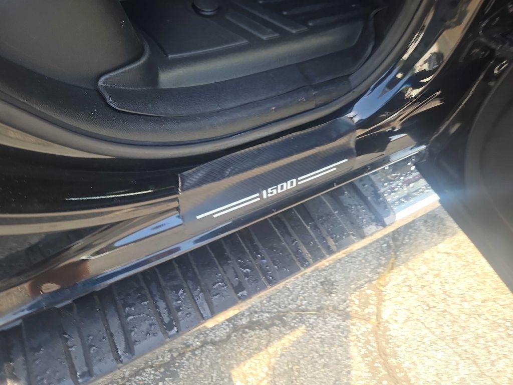 RAM 1500 Big Horn Quad Cab 4WD 2019
