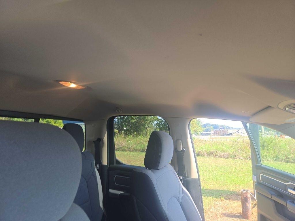 RAM 1500 Big Horn Quad Cab 4WD 2019