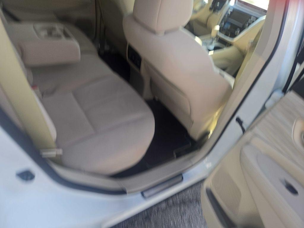 Nissan Murano S 2016