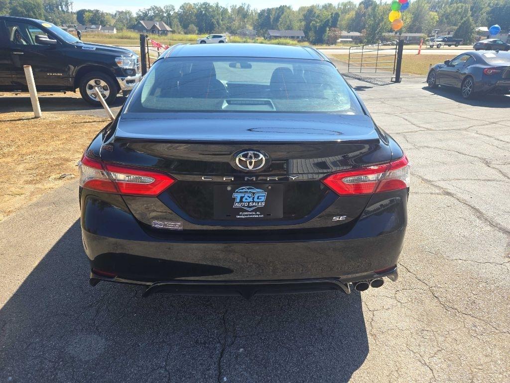 Toyota Camry SE 2018