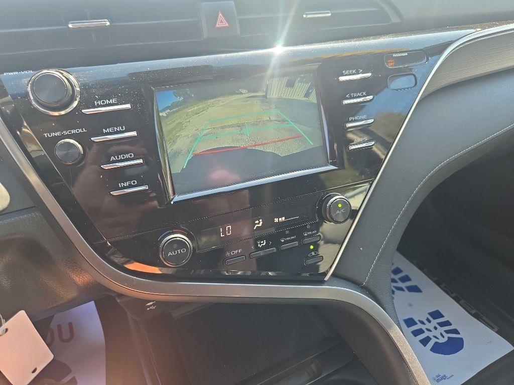 Toyota Camry SE 2018