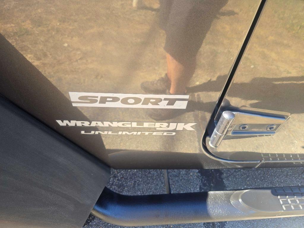 Jeep Wrangler JK Unlimited Sport 4WD 2018