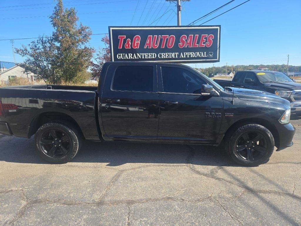 RAM 1500 Sport Crew Cab SWB 4WD 2016