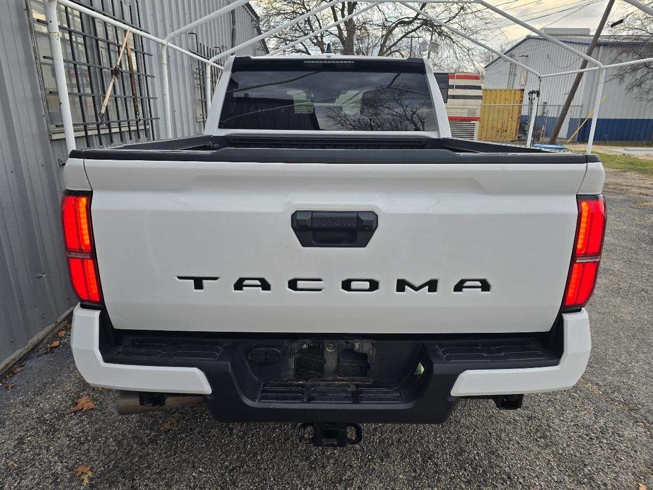 Toyota Tacoma  2024