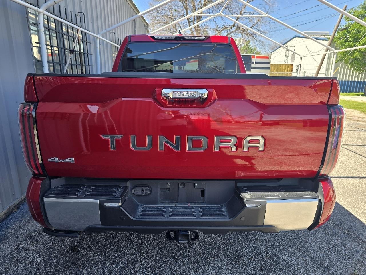 Toyota Tundra  2022