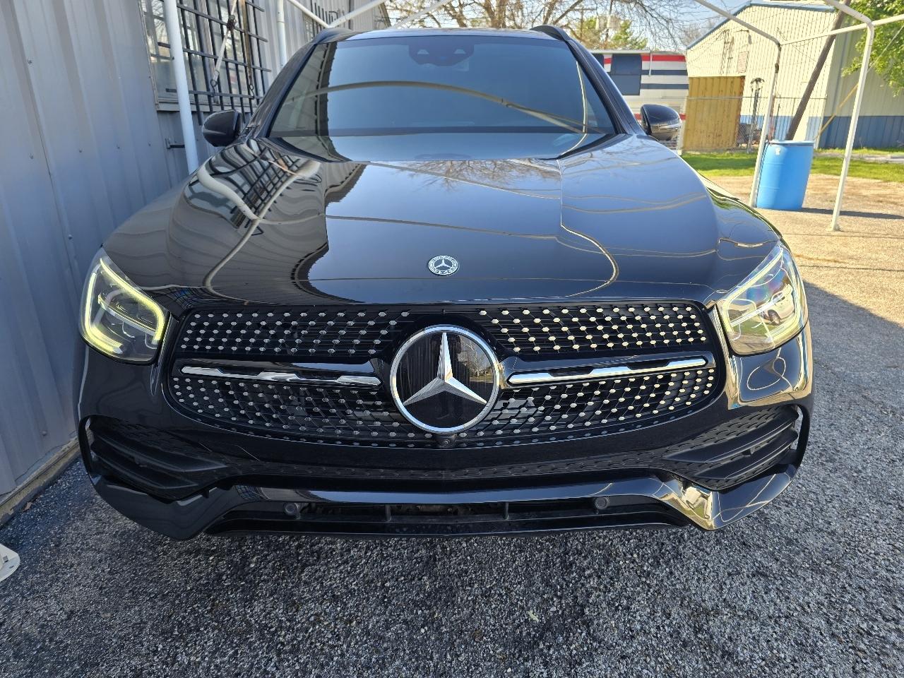 Mercedes-Benz GLC-Class  2022