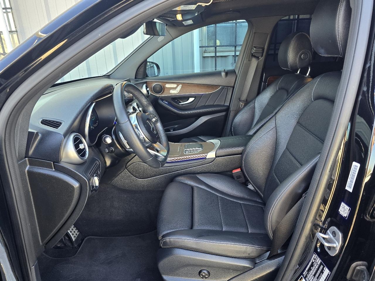 Mercedes-Benz GLC-Class  2022