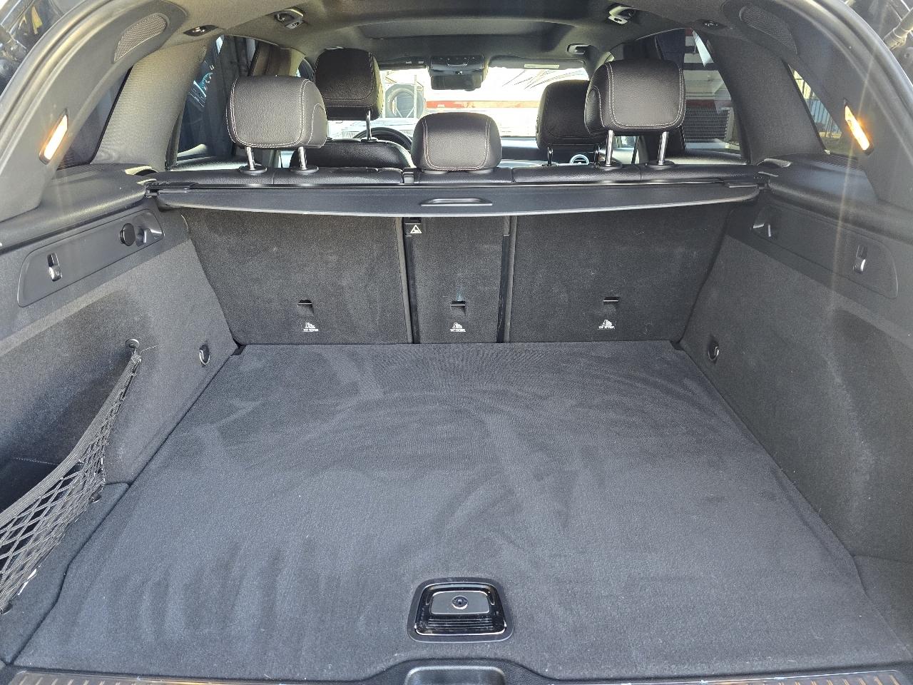 Mercedes-Benz GLC-Class  2022