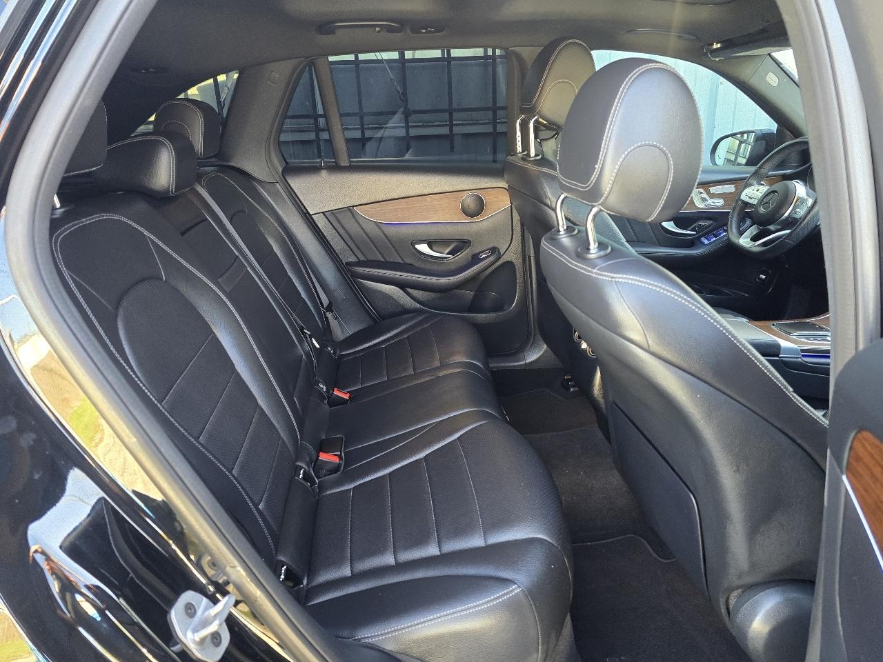 Mercedes-Benz GLC-Class  2022