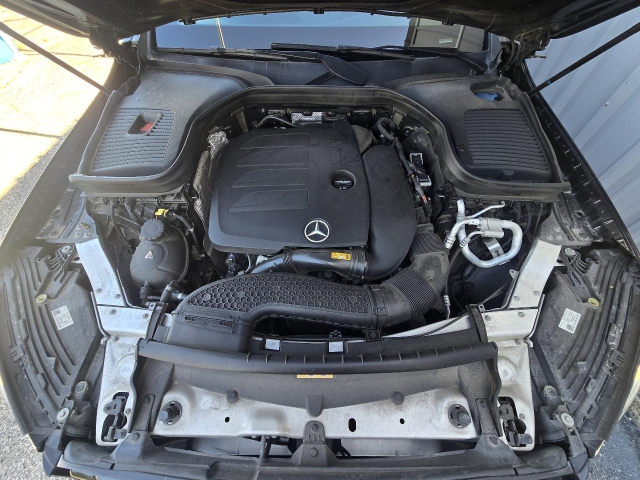 Mercedes-Benz GLC-Class  2022