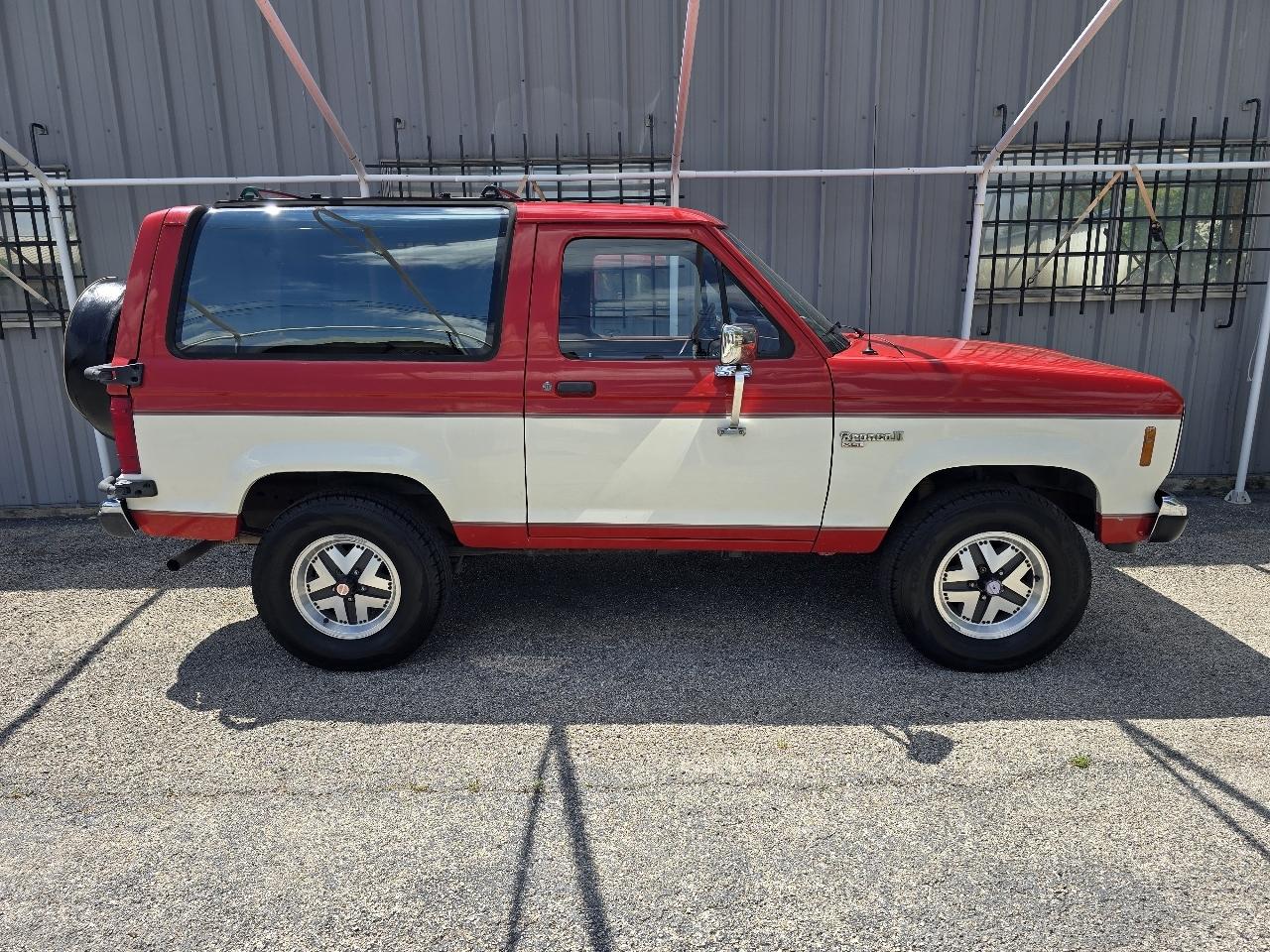 Ford Bronco II Base 1987