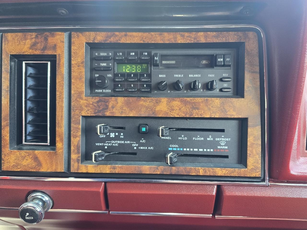 Ford Bronco II Base 1987