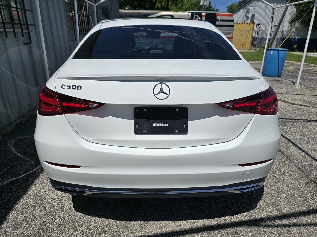 Mercedes-Benz C-Class  2022